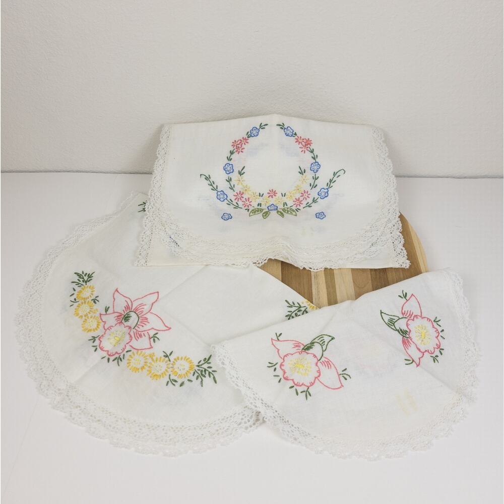 Vintage Needlepoint Cross-stitch Linens Doily Set Of 3